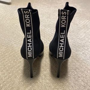 Micheal kors sock boots. NWTS!!